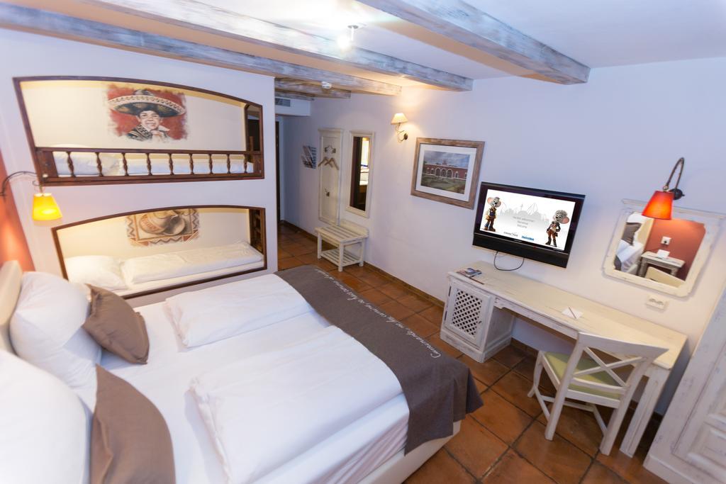 4-Sterne Erlebnishotel El Andaluz, Europa-Park Freizeitpark & Erlebnis-Resort Rust Εξωτερικό φωτογραφία